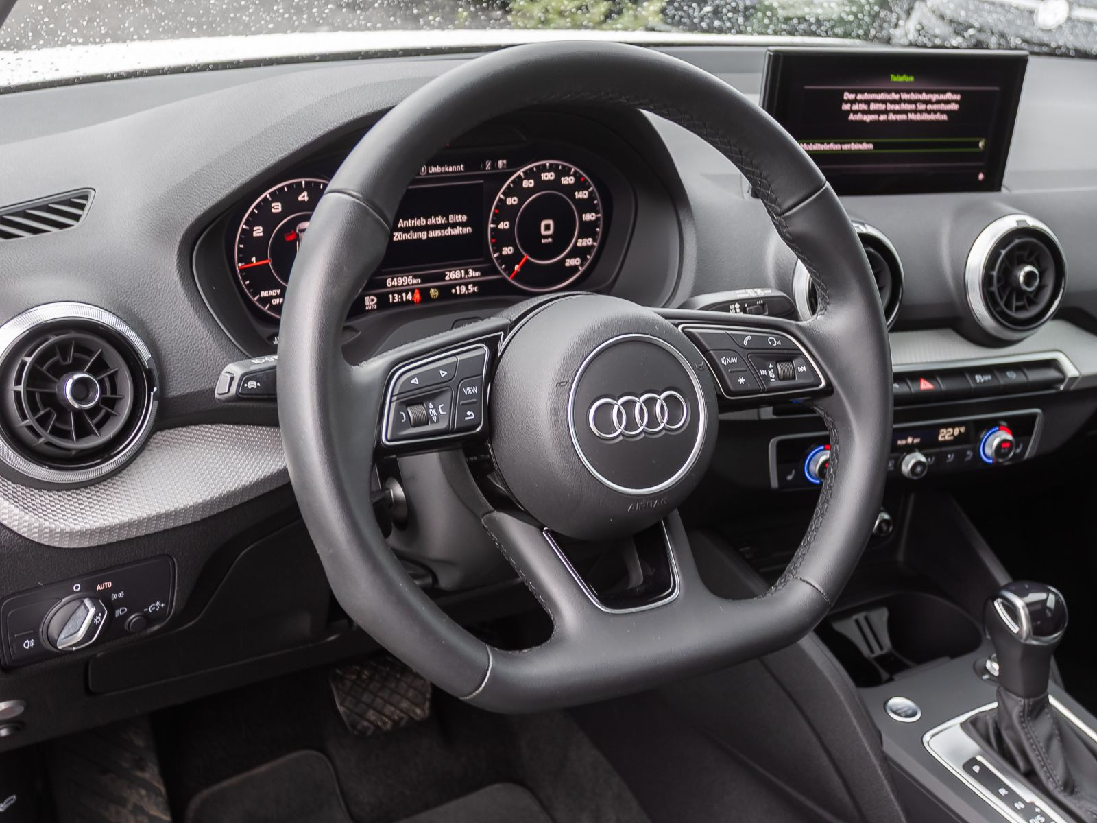 Audi Q2 S line 35TFSI Stronic Navi LED Panorama GRA