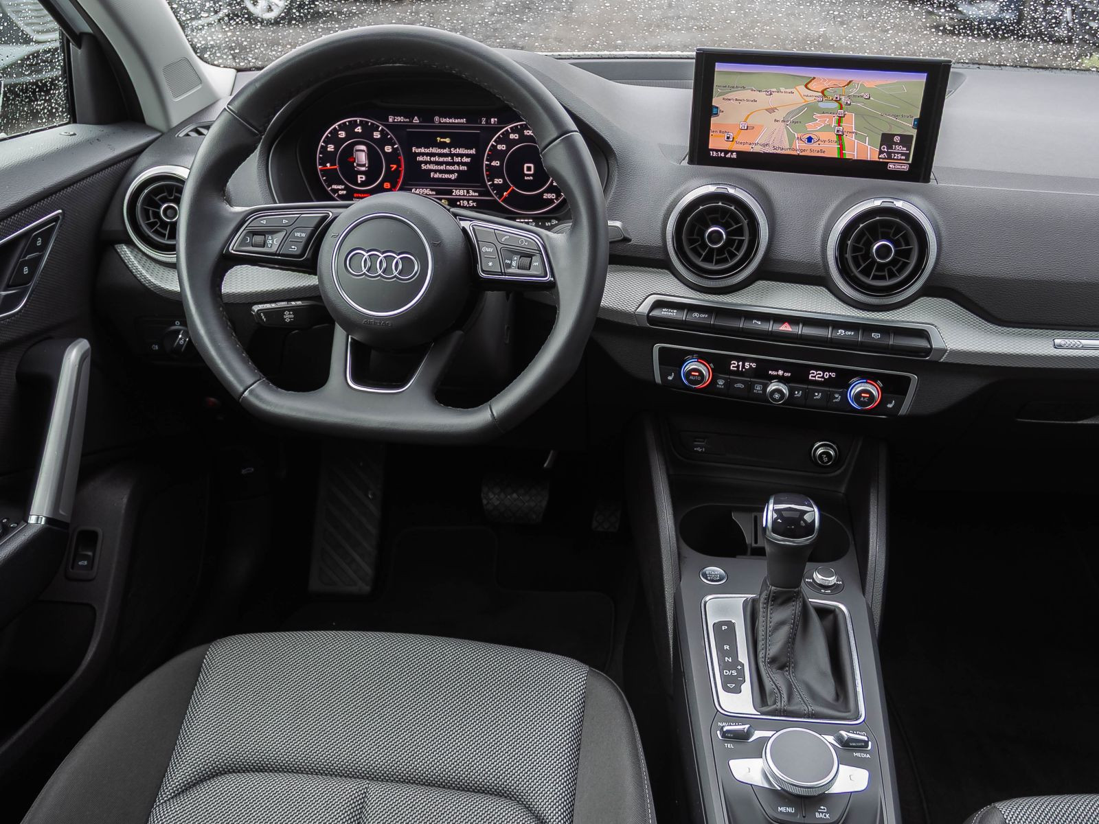 Audi Q2 S line 35TFSI Stronic Navi LED Panorama GRA