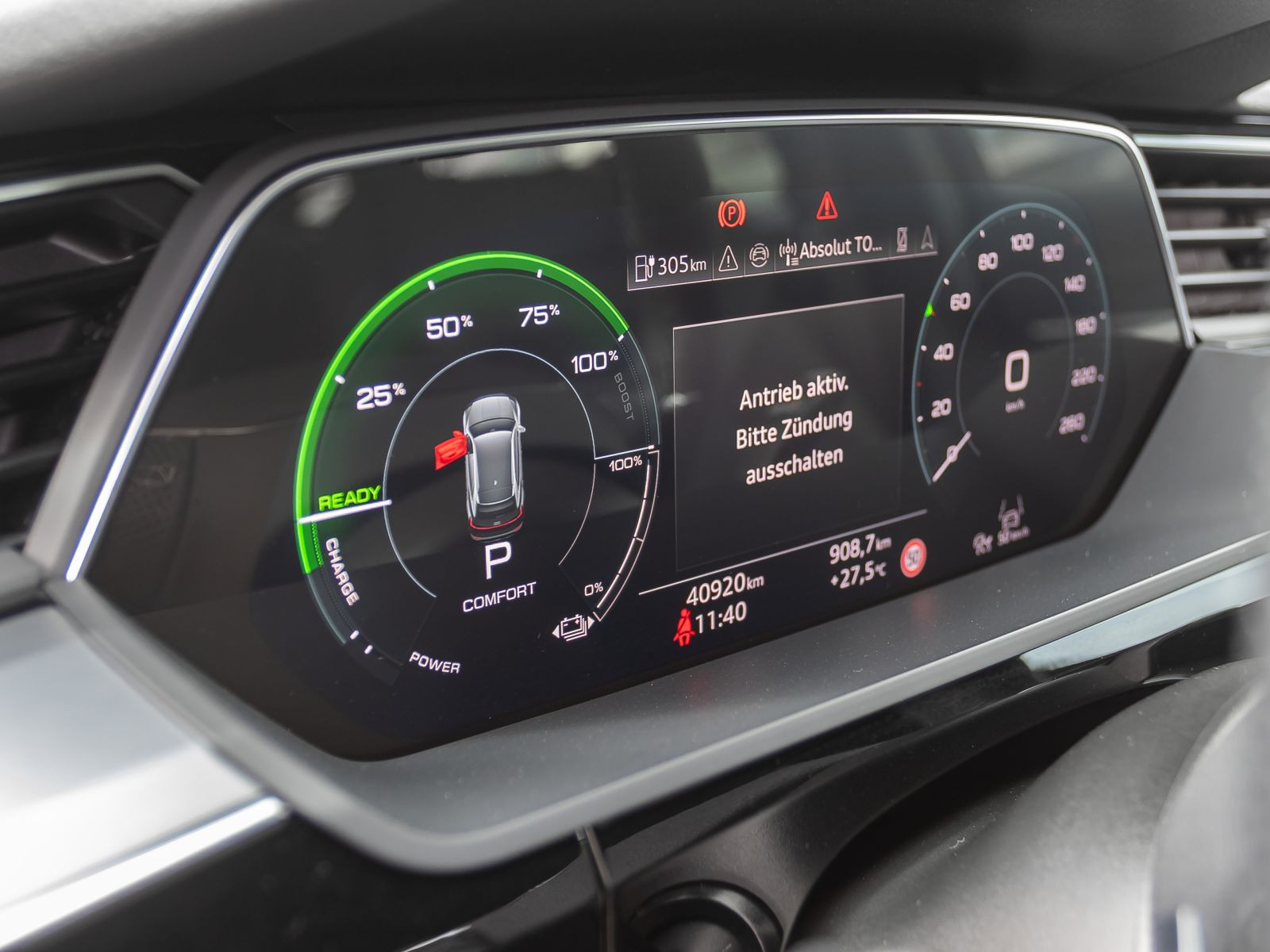 Audi Q8 e-tron S line 55 Navi Matrix HuD Standklima Luftfederung