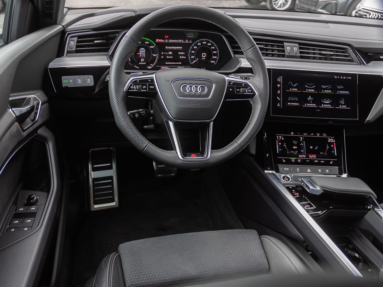 Audi Q8 e-tron S line 55 Navi Matrix HuD Standklima Luftfederung
