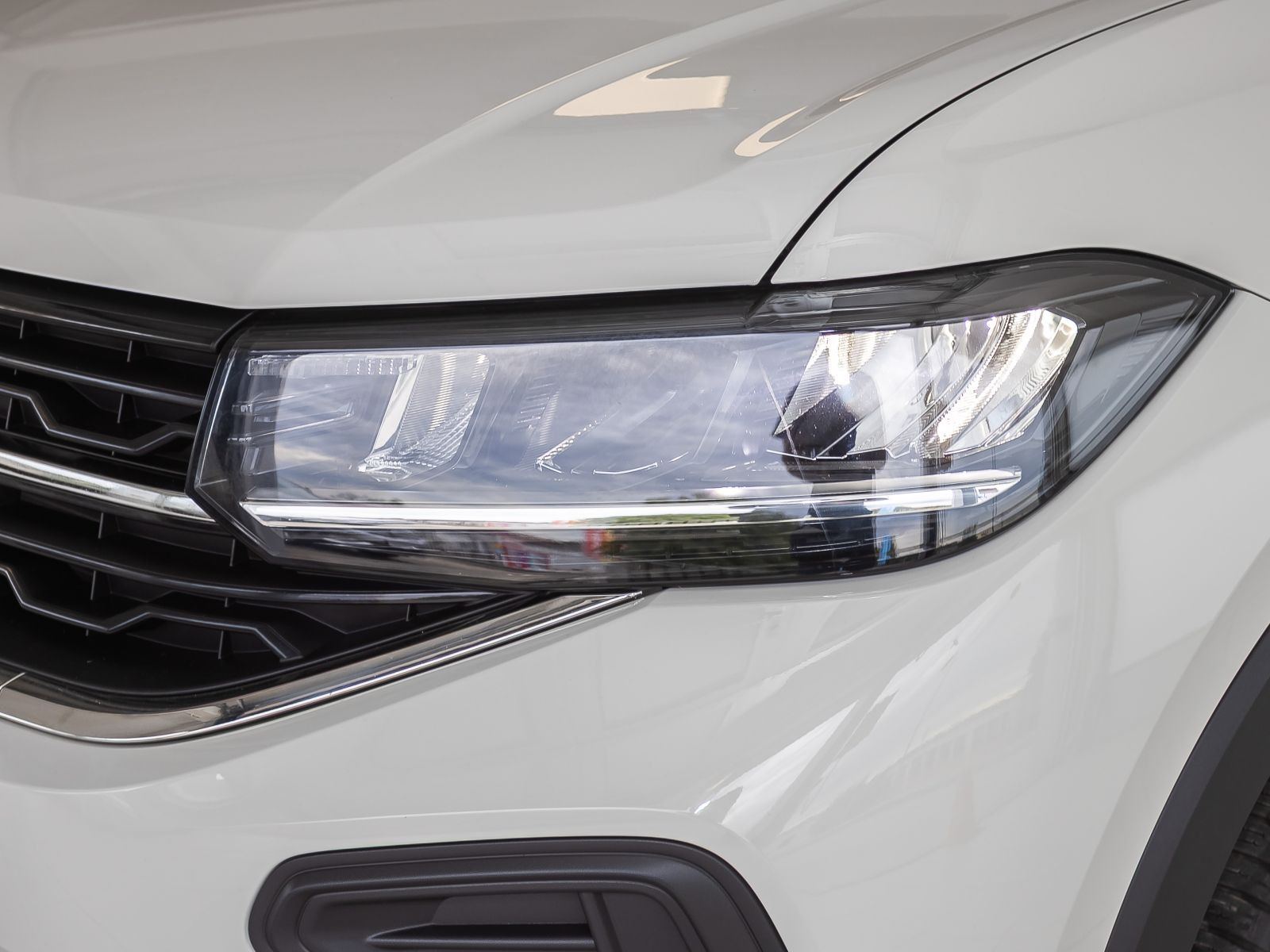 Volkswagen T-Cross Life 1.0TSI DSG LED ACC EPH CarPlay DAB