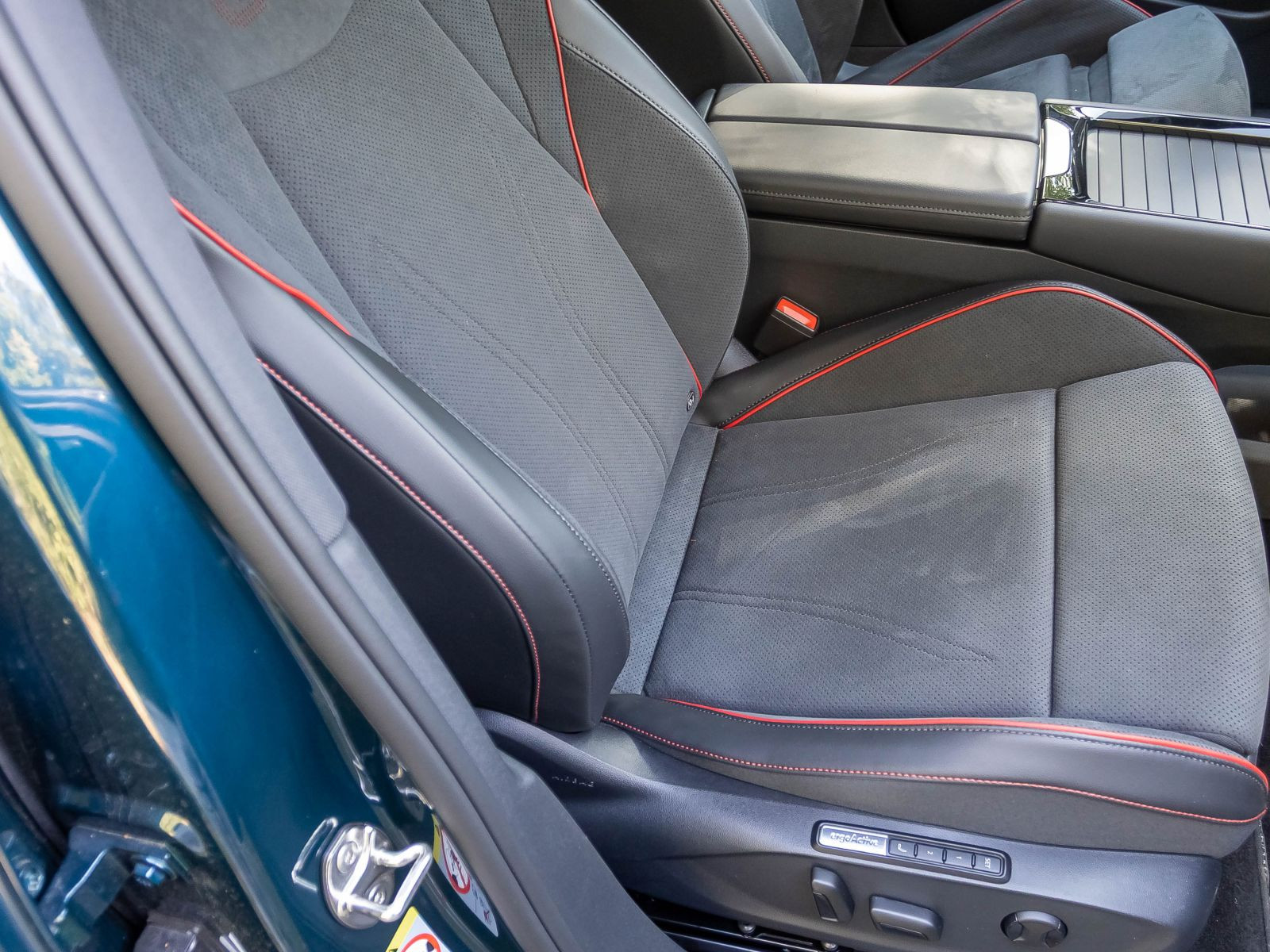 Volkswagen ID.7 Tourer GTX 4M HUD Matrix AHK Harman Kardon