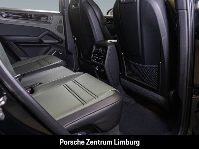 Porsche Cayenne E-Hybrid Coupe Black Edition Burmester