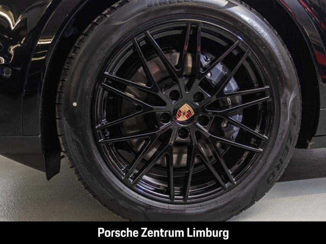 Porsche Cayenne E-Hybrid Coupe Black Edition Burmester