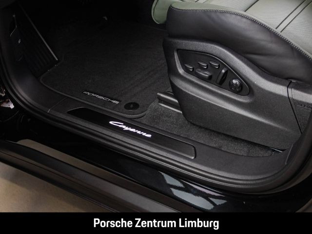 Porsche Cayenne E-Hybrid Coupe Black Edition Burmester