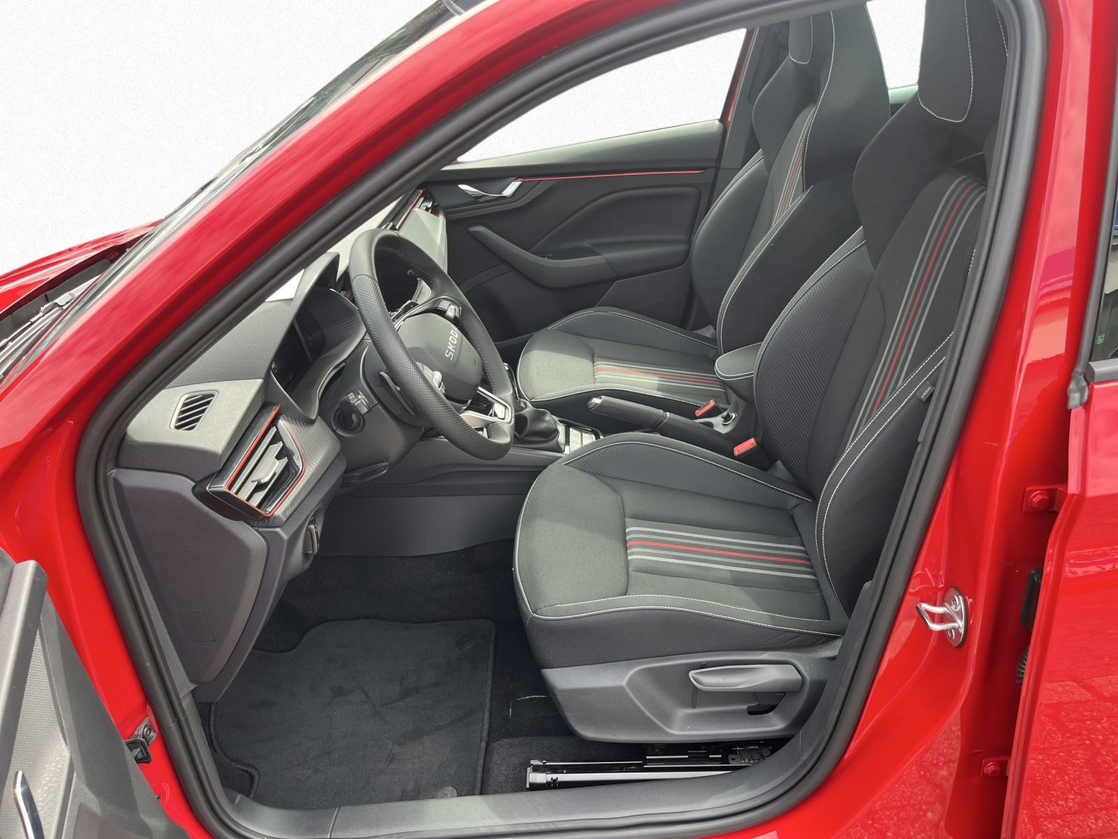 Skoda Scala Monte Carlo 1.5 TSI DSG Panorama LED RFK