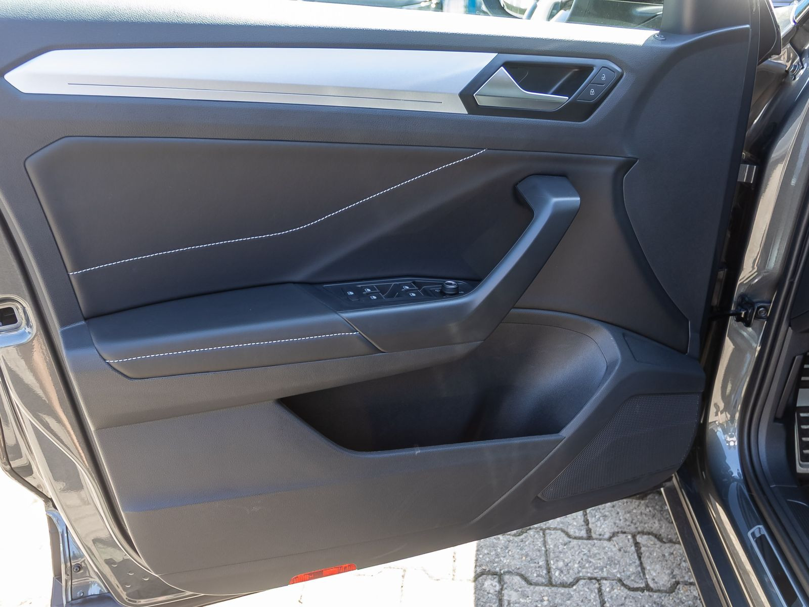 Volkswagen T-Roc 2.0 TDI DSG Goal, AHK, Rückfahrkamera, Navi, LED-Plus, App-Connect