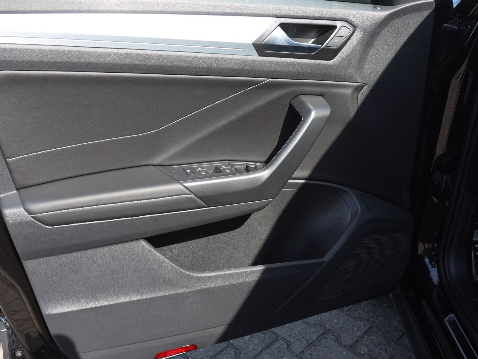 Volkswagen T-Roc 2.0 TDI DSG Goal, AHK, Rückfahrkamera, Navi, LED-Plus, App-Connect