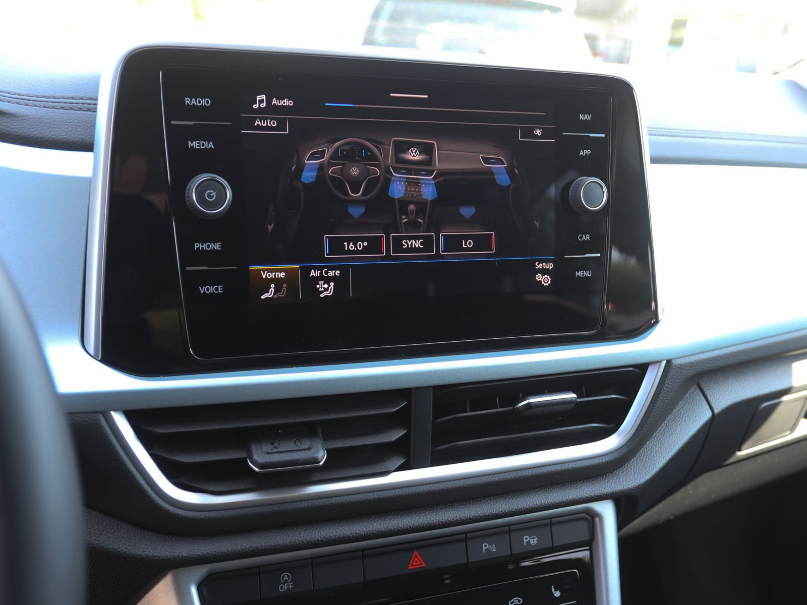 Volkswagen T-Roc 2.0 TDI DSG Goal, AHK, Rückfahrkamera, Navi, LED-Plus, App-Connect