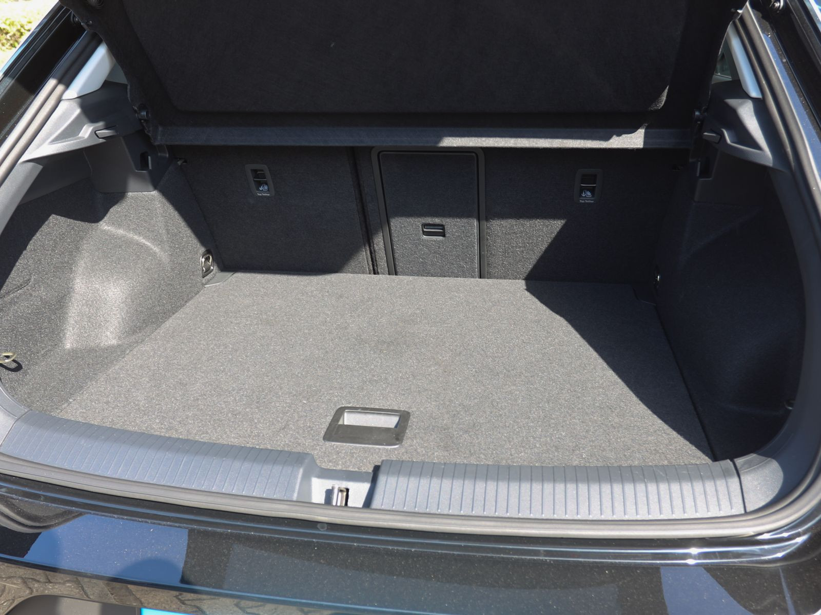 Volkswagen T-Roc 2.0 TDI DSG Goal, AHK, Rückfahrkamera, Navi, LED-Plus, App-Connect