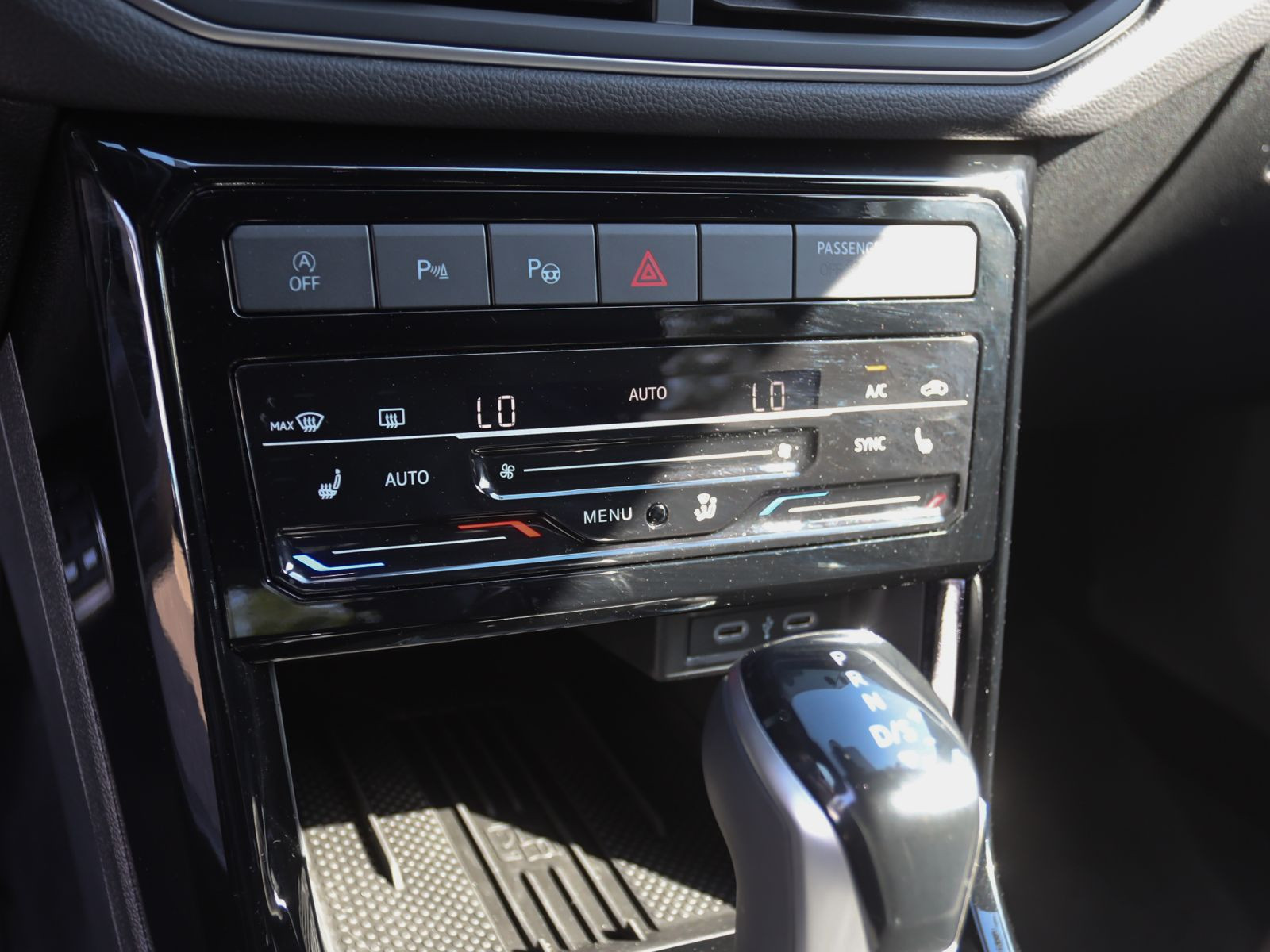 Volkswagen T-Cross 1.0 TSI DSG Goal, AHK, Navi, LED, App-Connect, ParkAssist