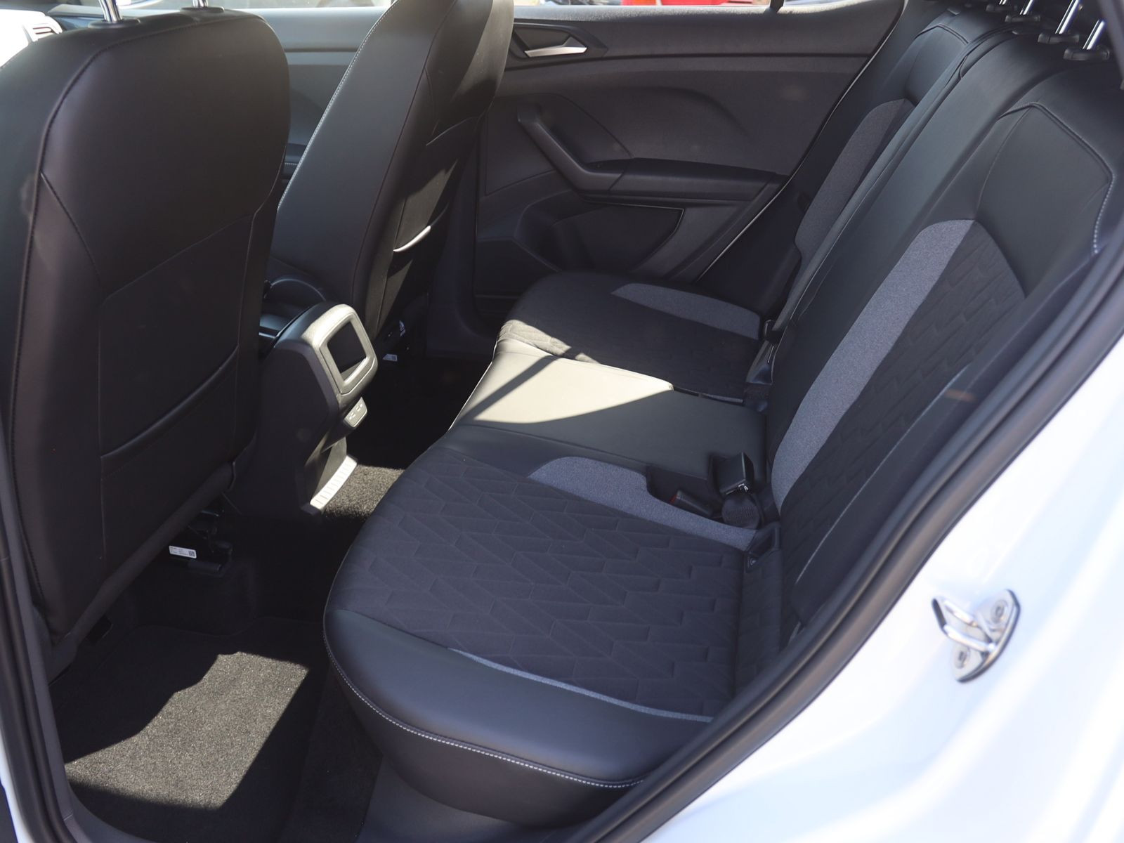 Volkswagen T-Cross 1.0 TSI DSG Goal, AHK, Navi, LED, App-Connect, ParkAssist