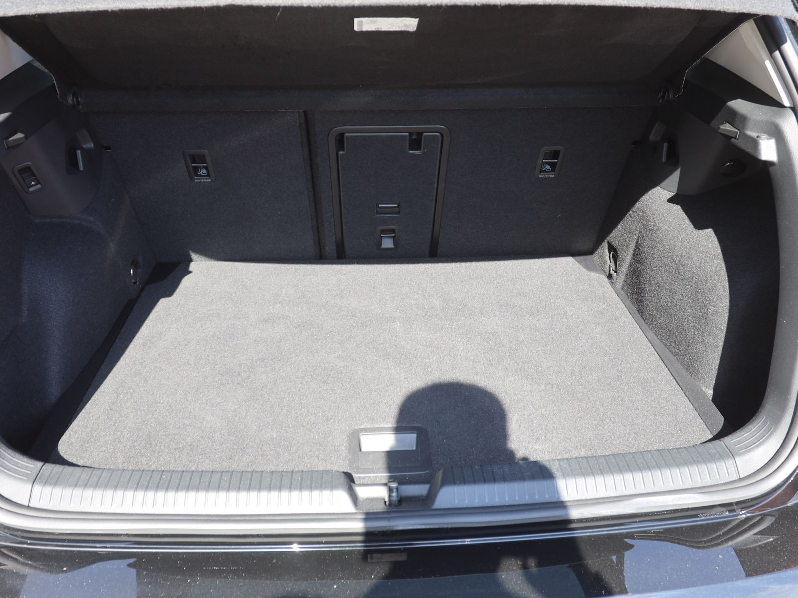 Volkswagen Golf VIII 1.5 eTSI DSG Goal, AHK, Rückfahrkamera, Navi, LED, App-Connect