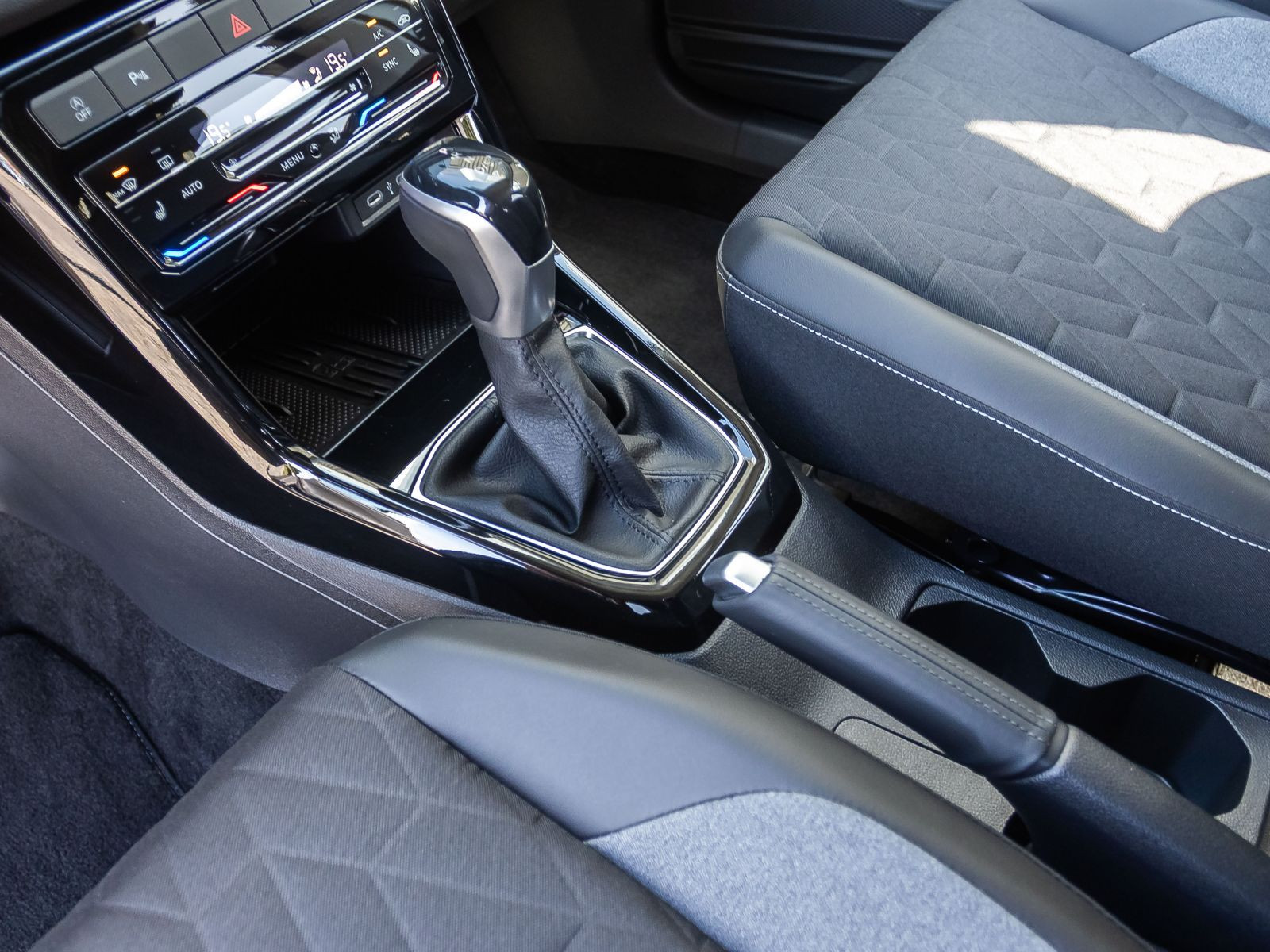 Volkswagen T-Cross 1.0 TSI DSG ENERGY, Navi, LED, App-Connect, Parkpilot