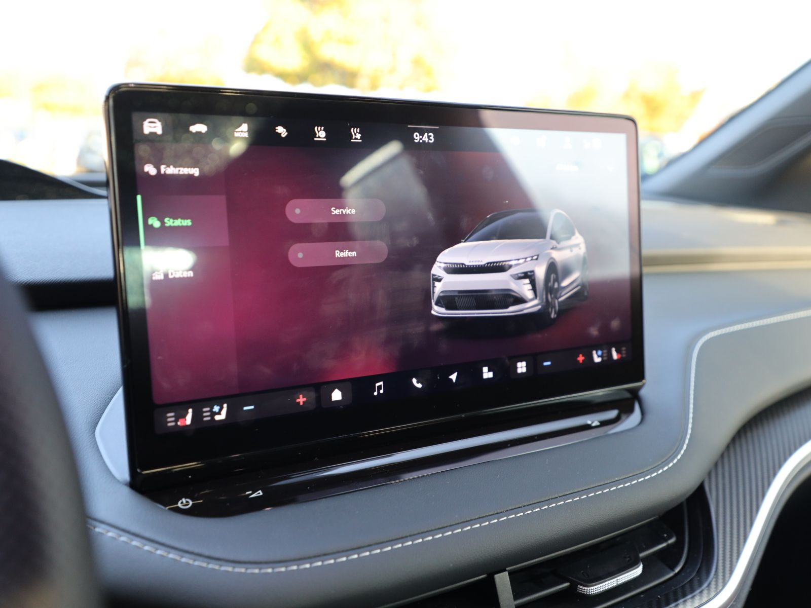 Skoda Enyaq Coupe RS 84 kWh 4x4 ACC DCC LED Area View