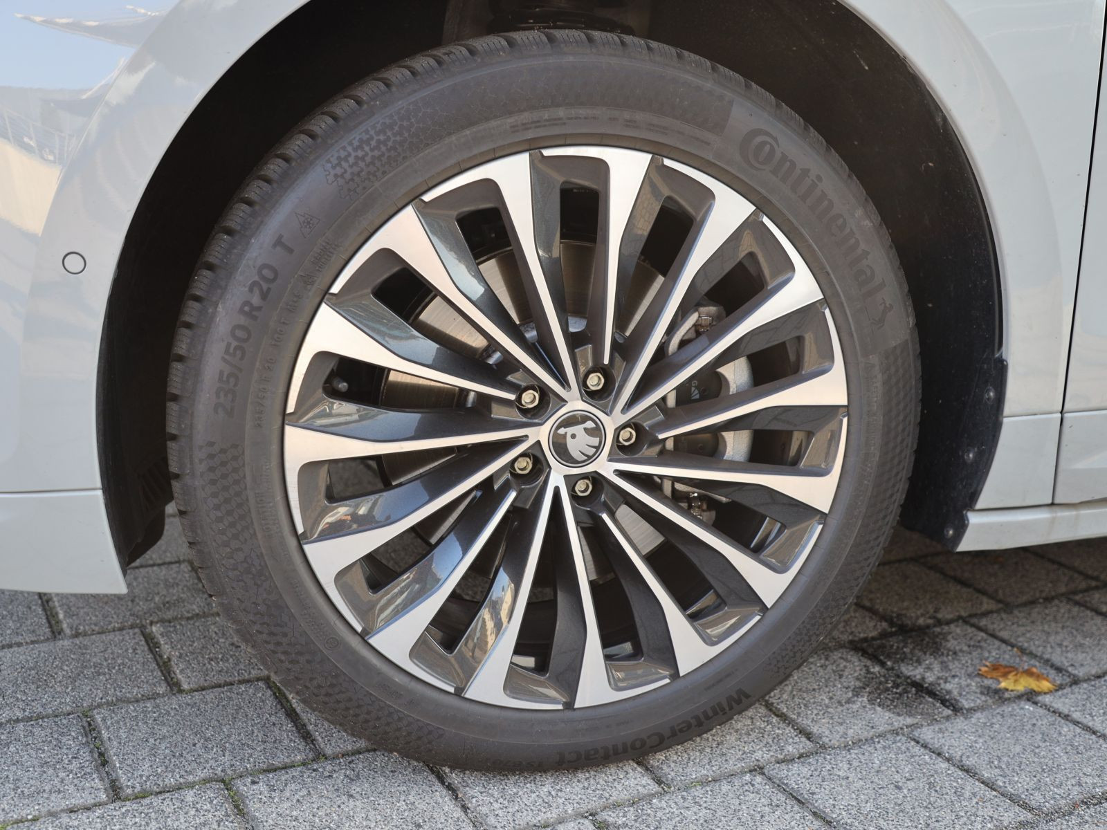 Skoda Enyaq Coupe RS 84 kWh 4x4 ACC DCC LED Area View