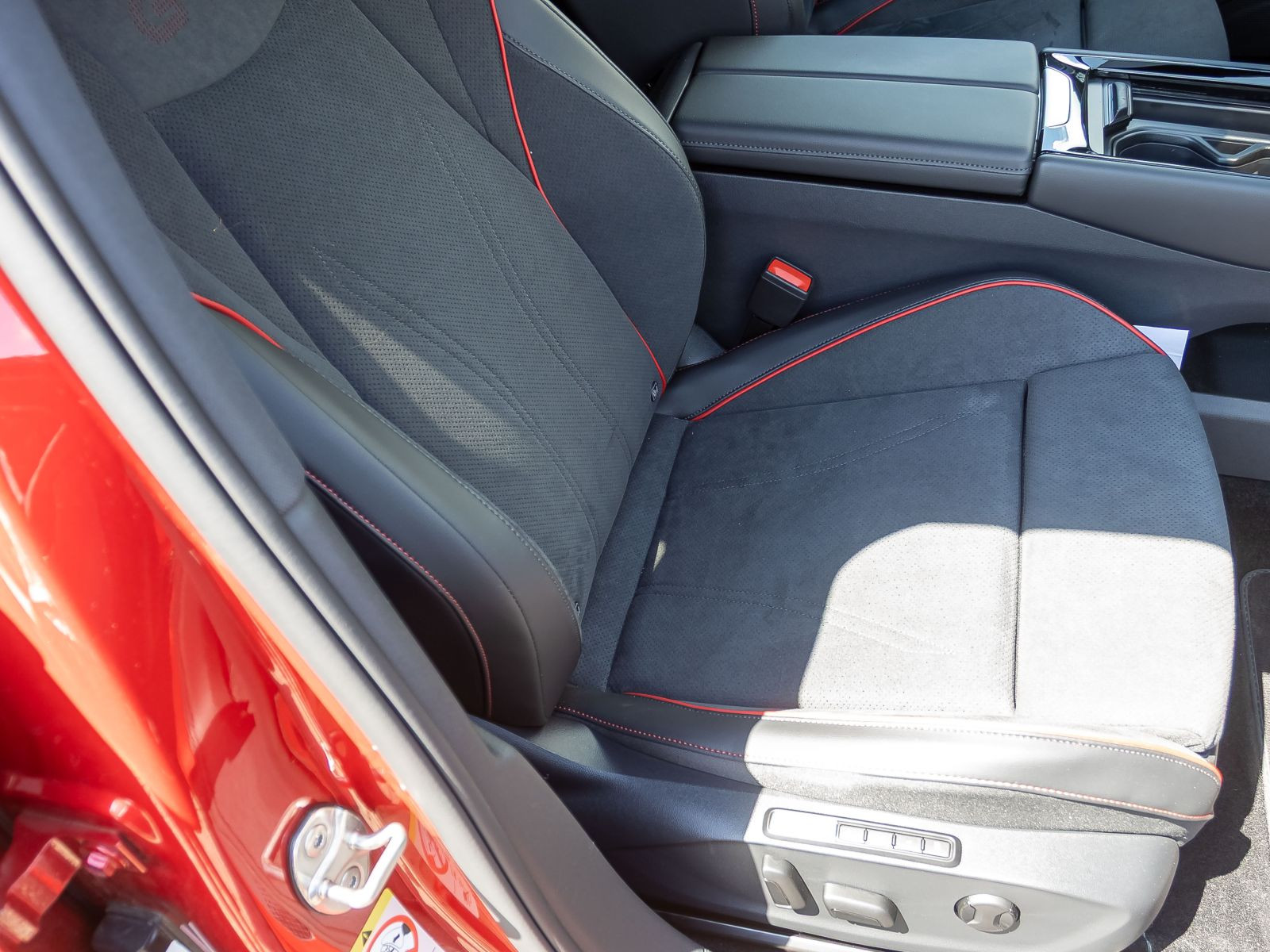 Volkswagen ID.7 Tourer GTX Navi HuD Matrix ACC AHK EPH