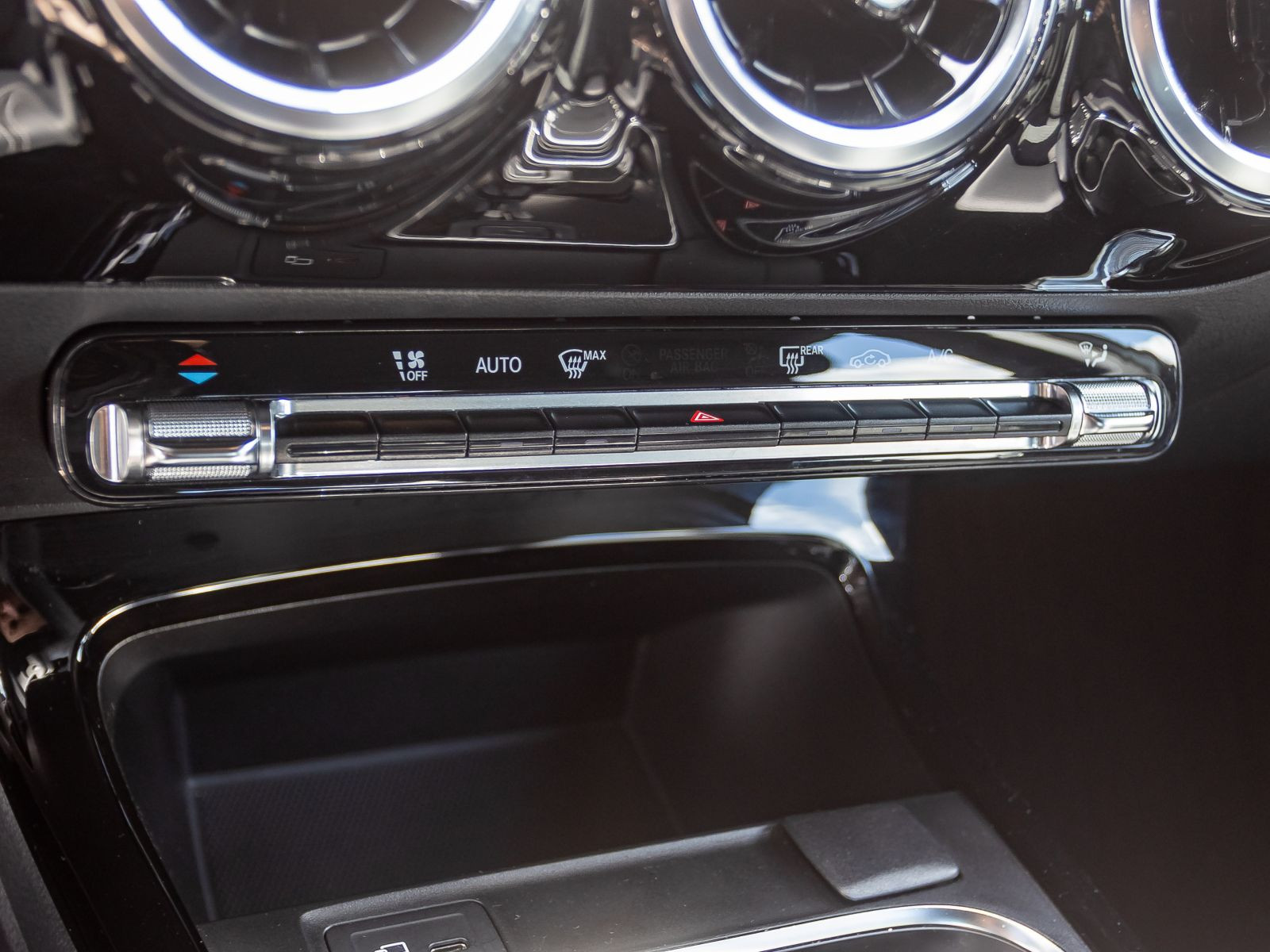 Mercedes-Benz A 180 Automatik, Navi, Rückfahrkamera, LED High Performance, Klima