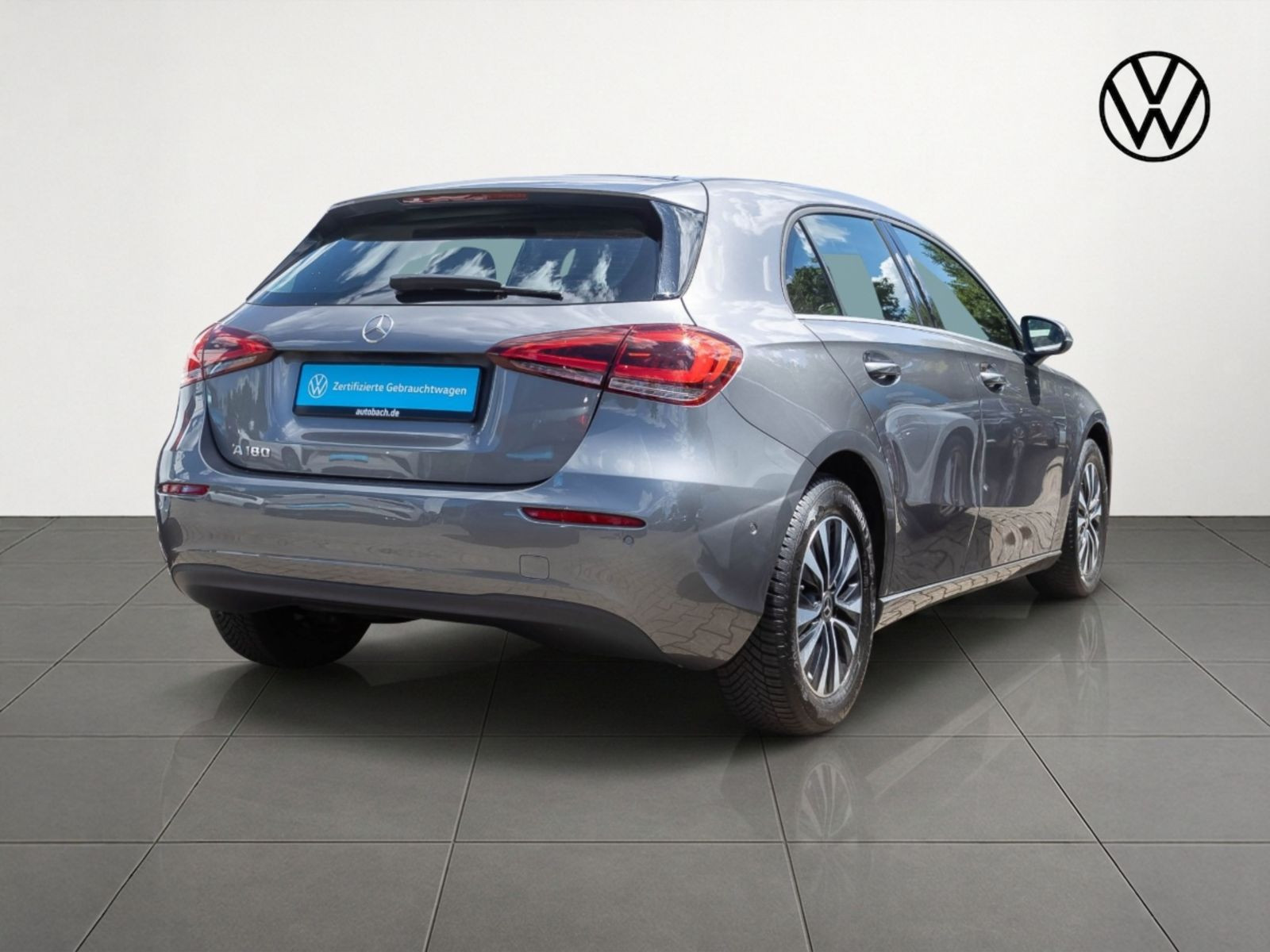 Mercedes-Benz A 180 Automatik, Navi, Rückfahrkamera, LED High Performance, Klima