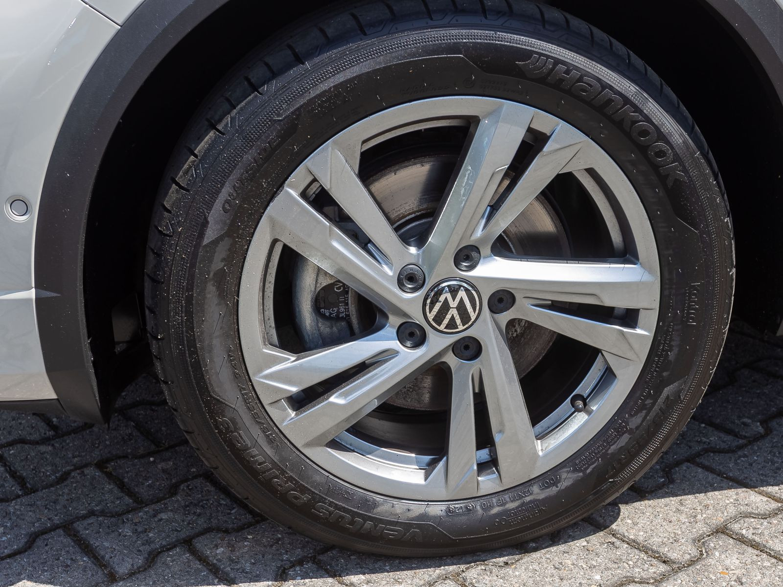 Volkswagen T-Roc 2.0 TSI DSG R-Line, Panoramadach, LED-Matrix, Navi, Rückfahrkamera
