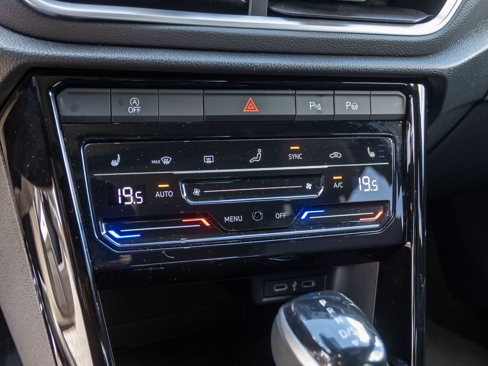 Volkswagen T-Roc 2.0 TSI DSG R-Line, Panoramadach, LED-Matrix, Navi, Rückfahrkamera