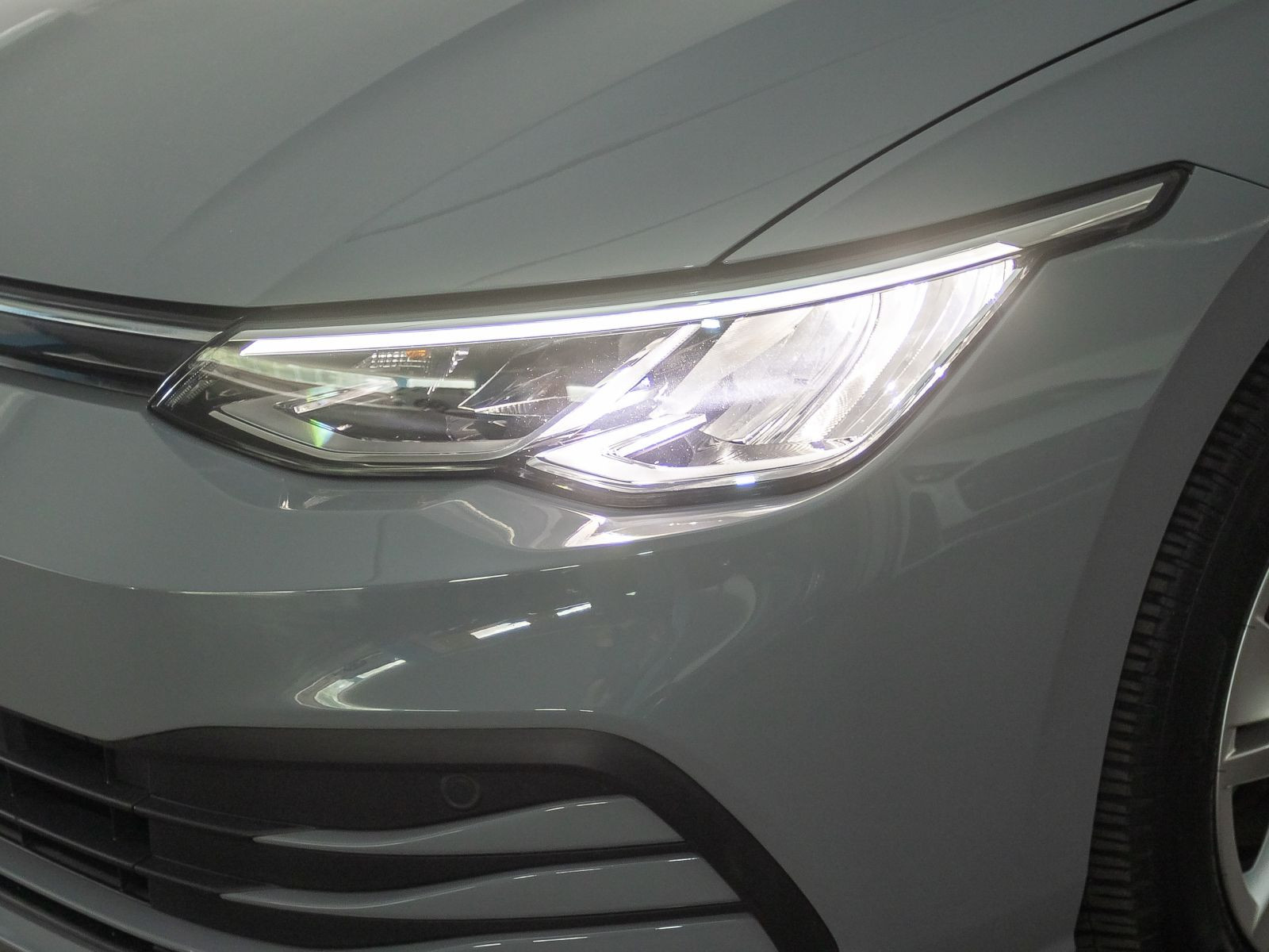 Volkswagen Golf VIII 1.0 TSI Life, Navi, LED, Digital Cockpit Pro, App-Connect, Klima