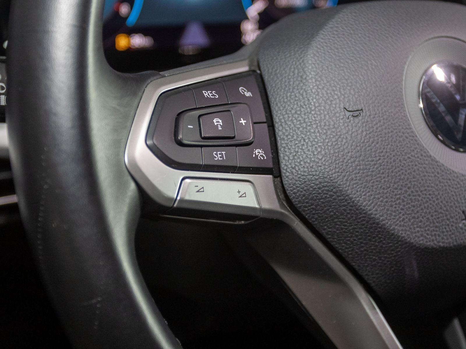 Volkswagen Golf VIII 1.0 TSI Life, Navi, LED, Digital Cockpit Pro, App-Connect, Klima