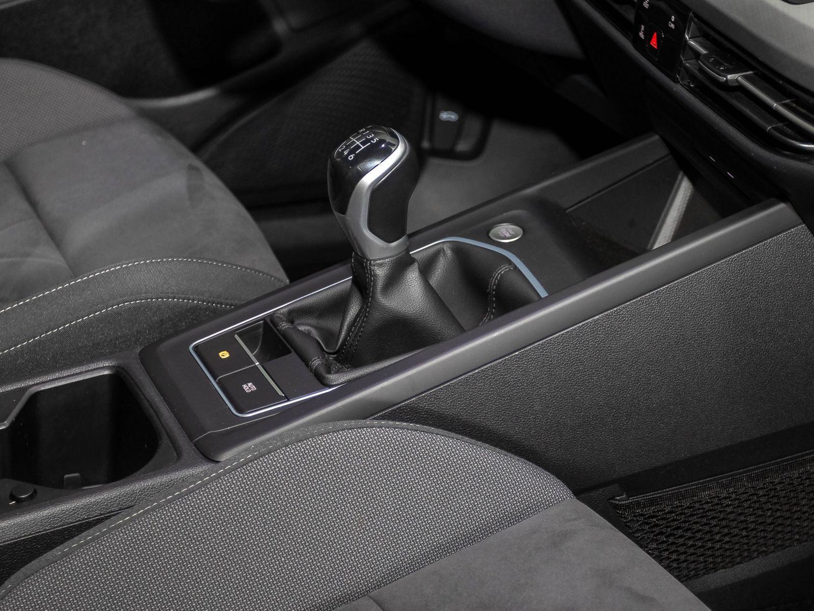 Volkswagen Golf VIII 1.0 TSI Life, Navi, LED, Digital Cockpit Pro, App-Connect, Klima