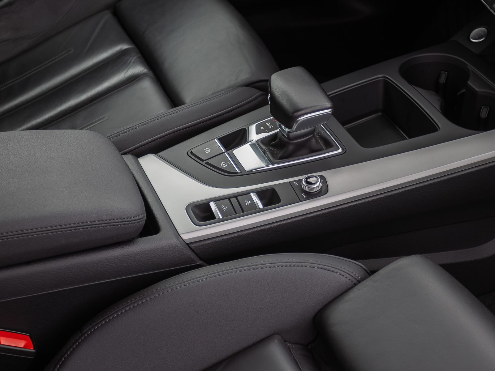 Audi A5 Cabriolet Advanced 40TFSI Stronic Navi Matrix