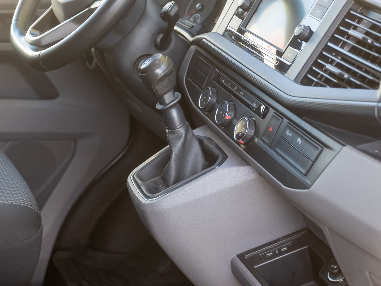 Volkswagen T6.1 Kasten EcoProfi 2.0TDI kR Standhzg EPH AHK