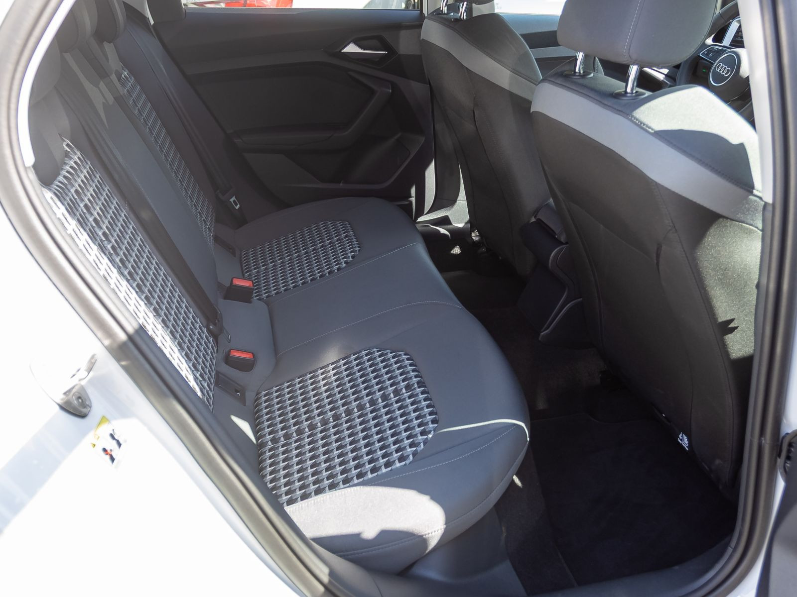 Audi A1 Sportback S line 25TFSI Stronic ACC CarPlay
