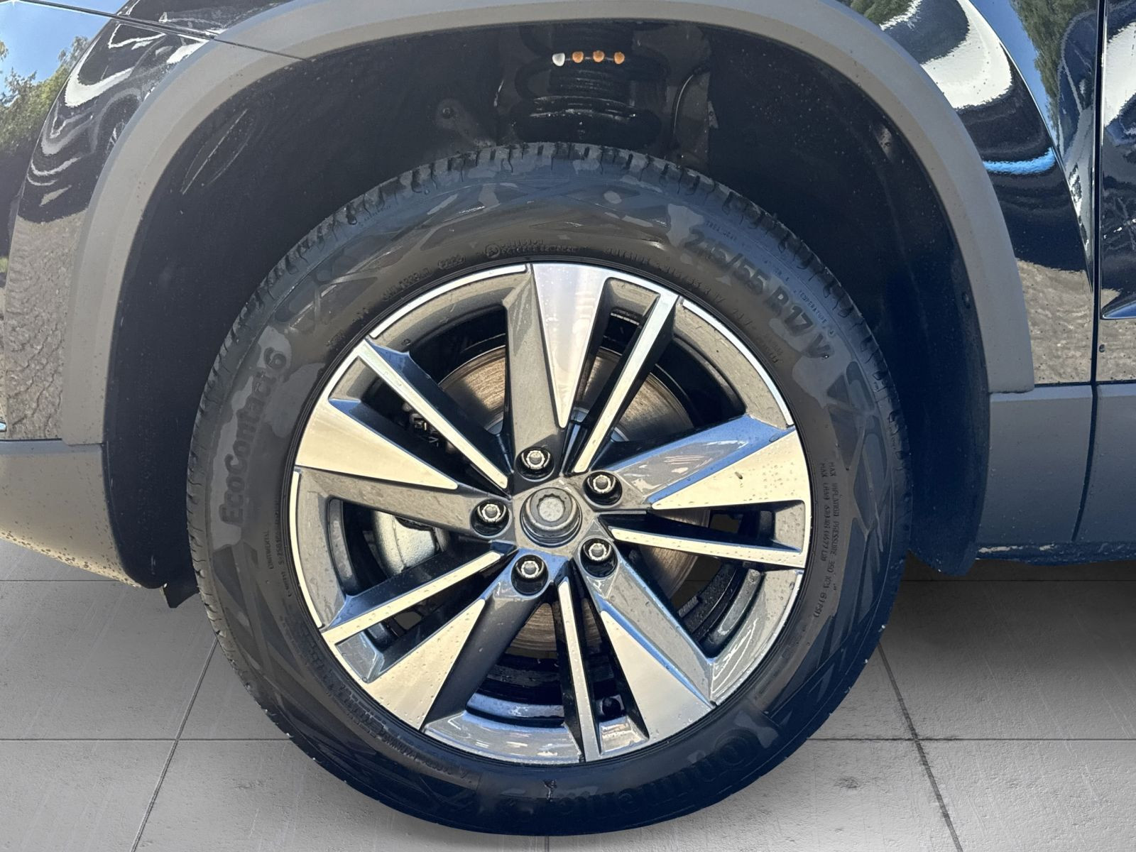 Skoda Karoq Tour 1,5 TSI DSG ACC AHK RFK KESSY NAVI