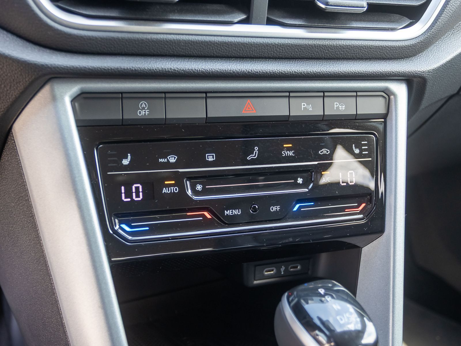 Volkswagen T-Roc Goal 1.5TSI DSG Navi LED ACC EPH CarPlay