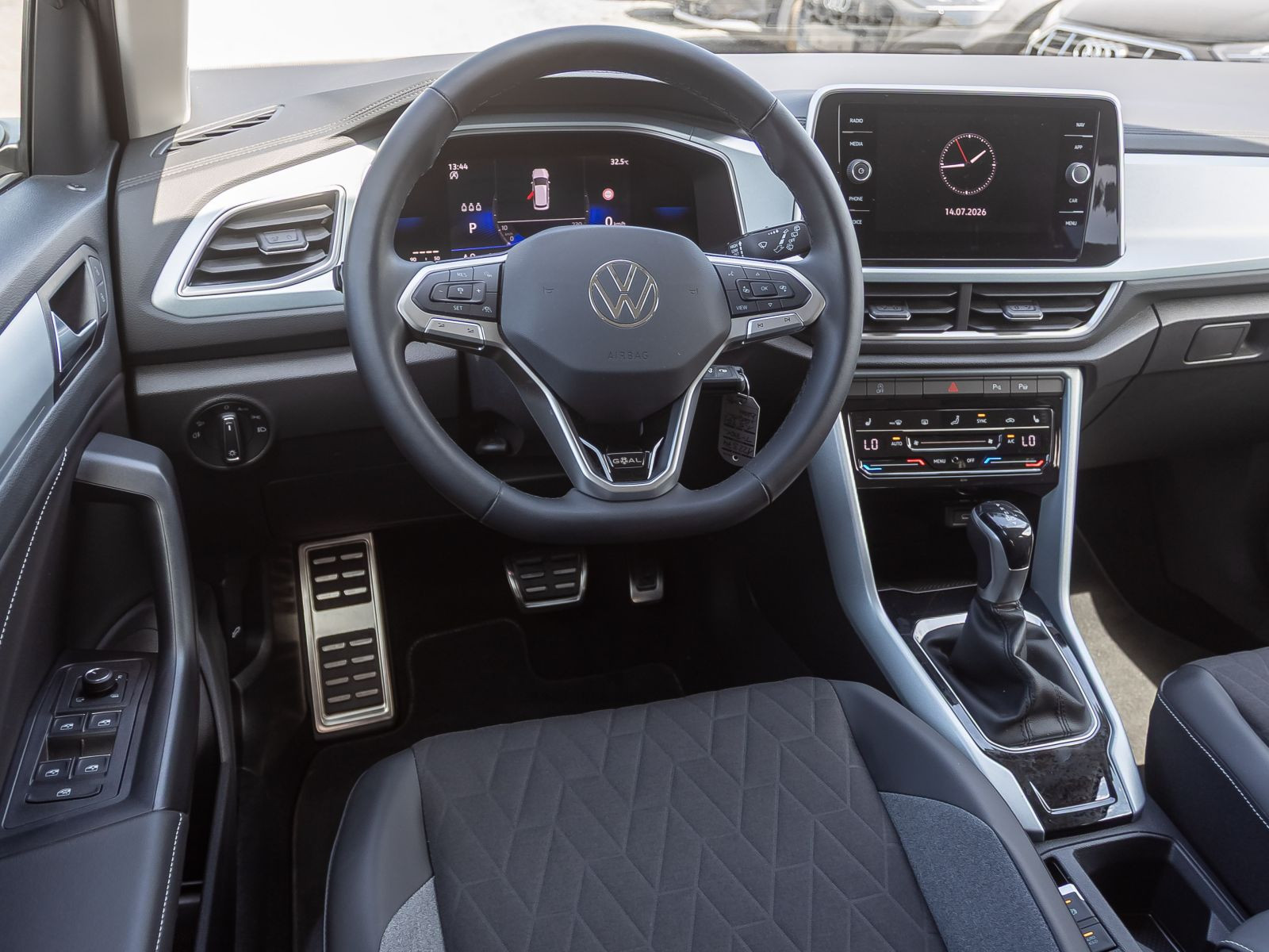 Volkswagen T-Roc Goal 1.5TSI DSG Navi LED ACC EPH CarPlay