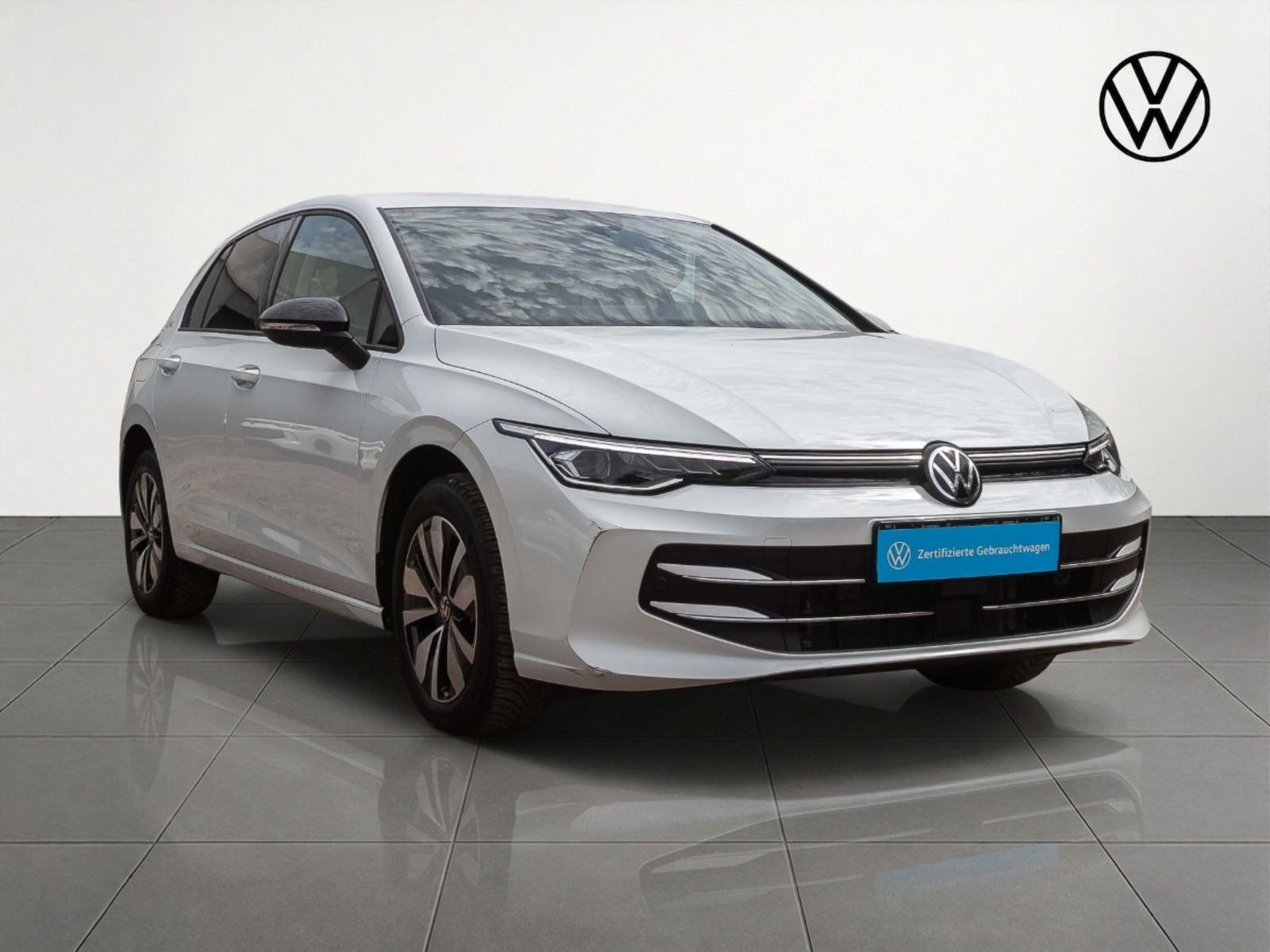 Volkswagen Golf VIII Goal 1.5eTSI DSG Navi LED ACC EPH AHK