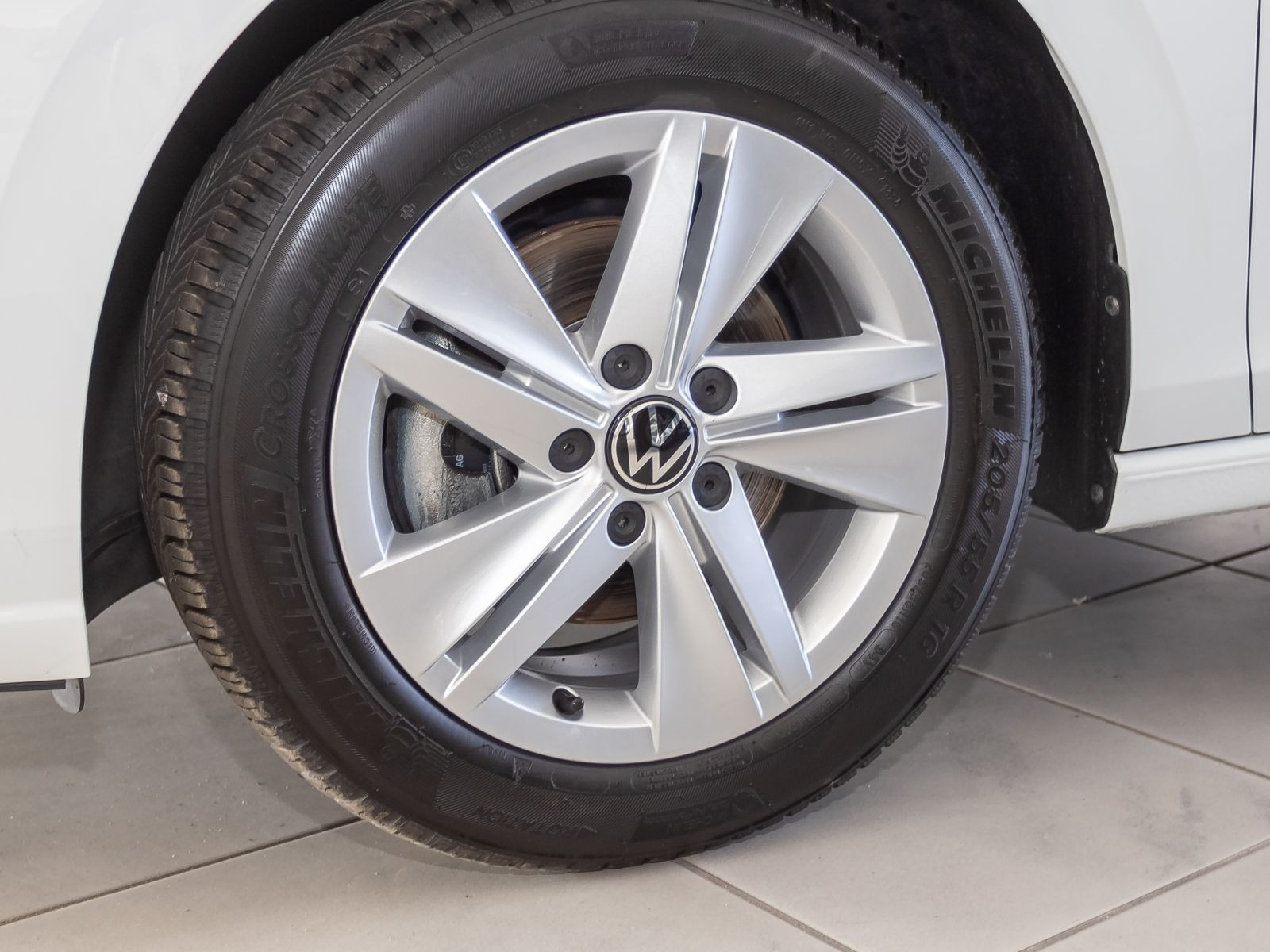 Volkswagen Golf VIII Life 1.5eTSI DSG LED Standhzg ACC EPH