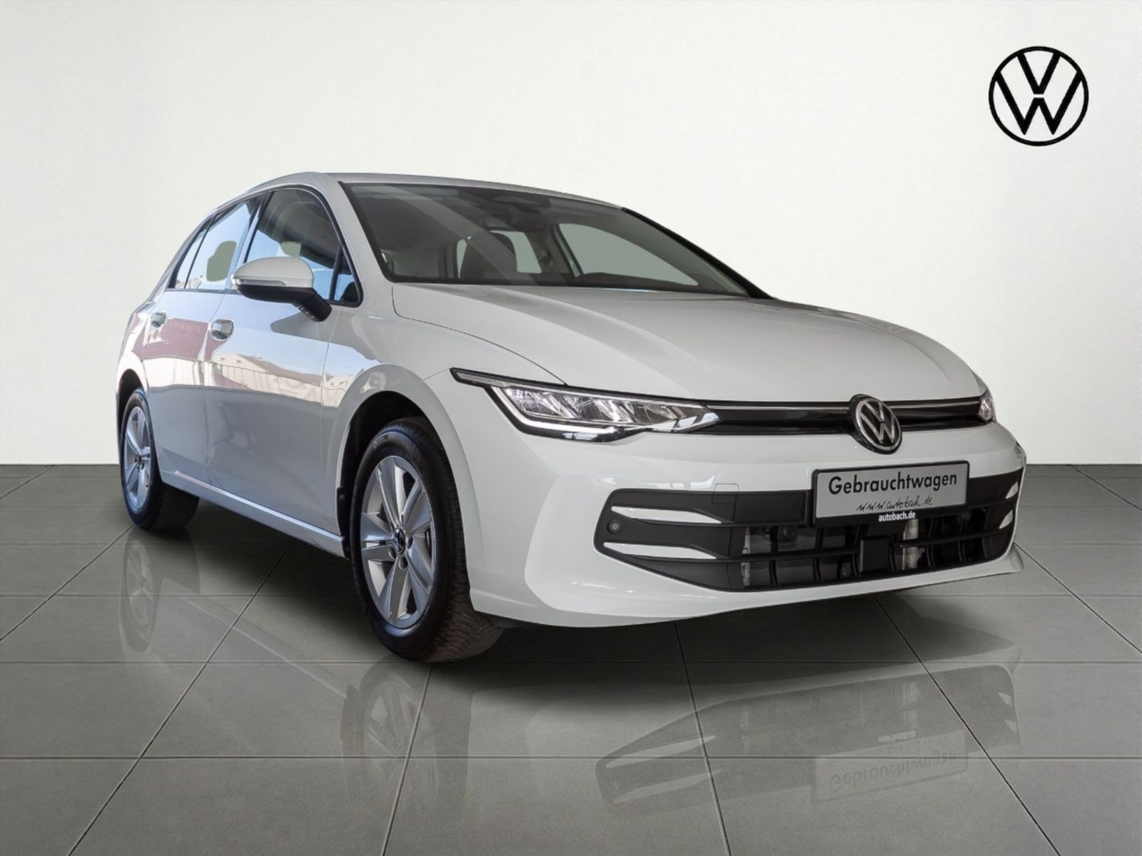 Volkswagen Golf VIII Life 1.5eTSI DSG LED Standhzg ACC EPH