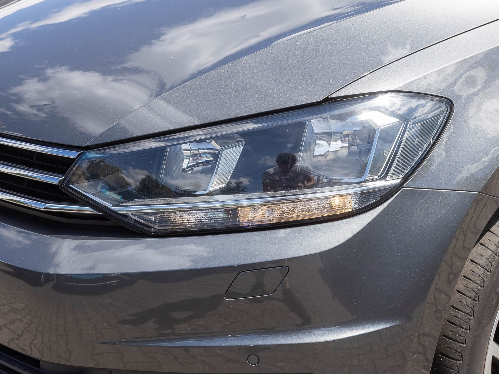 Volkswagen Touran 1.6 TDI SOUND, Navi, Klima, Sitzheizung, Parkpilot, App-Connect