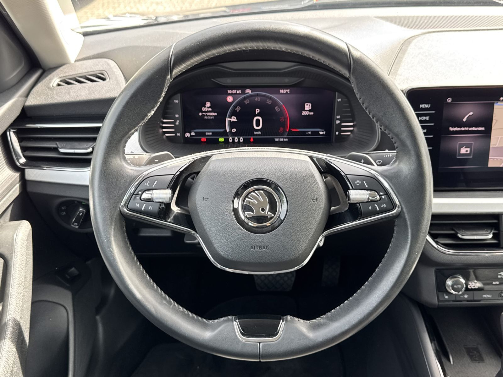 Skoda Kamiq Tour 1.0 TSI DSG Navi LED RFK GRA Carplay