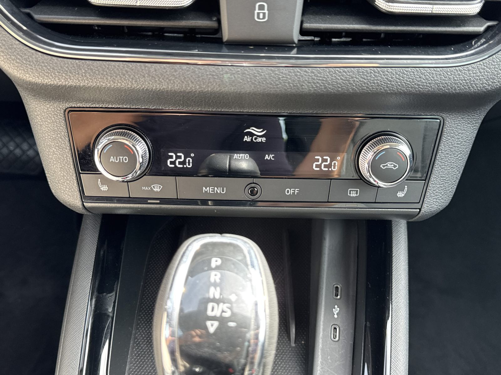 Skoda Kamiq Tour 1.0 TSI DSG Navi LED RFK GRA Carplay