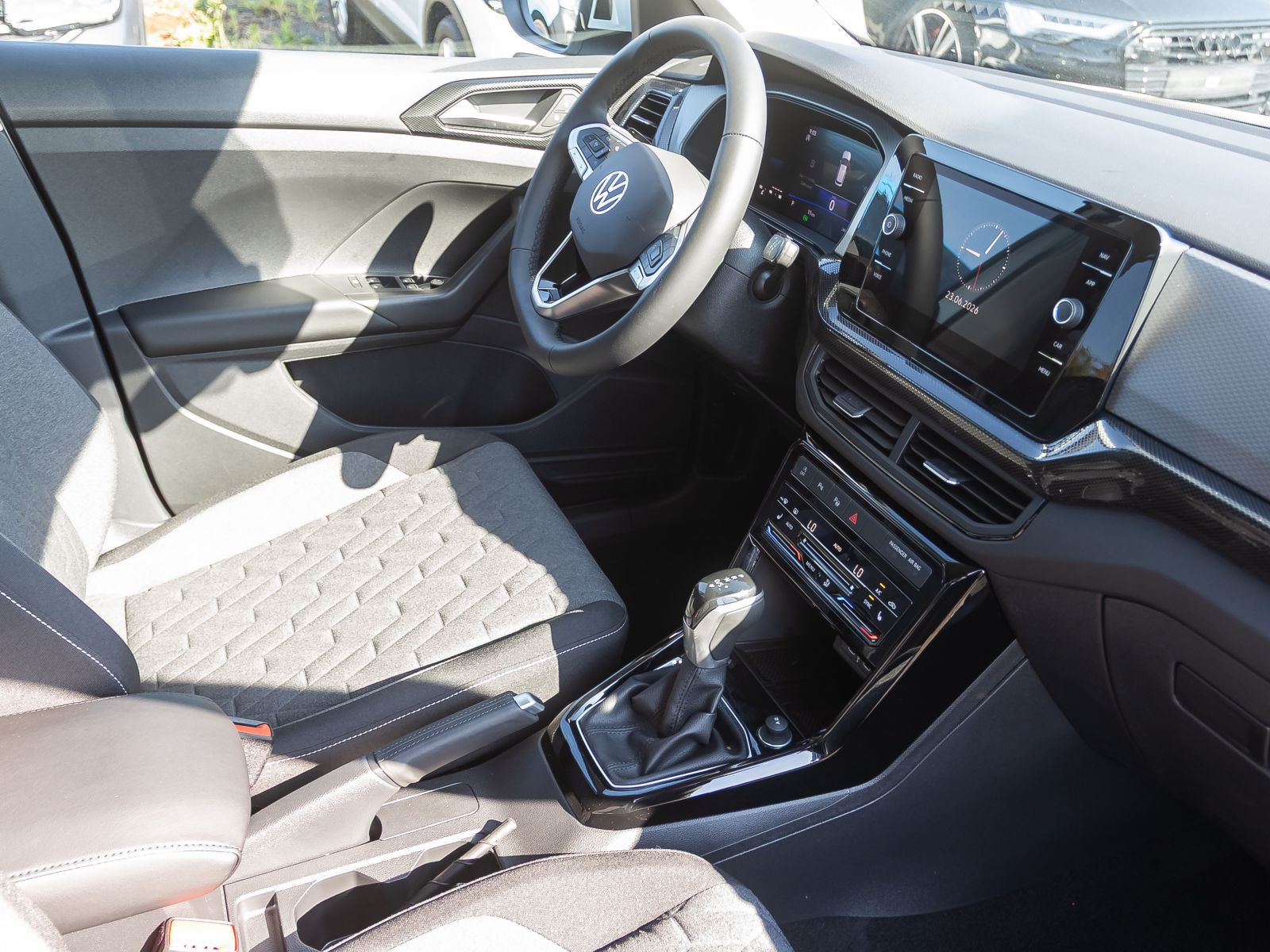Volkswagen T-Cross 1.0 TSI Life LED ACC AHK EPH Sitzhzg