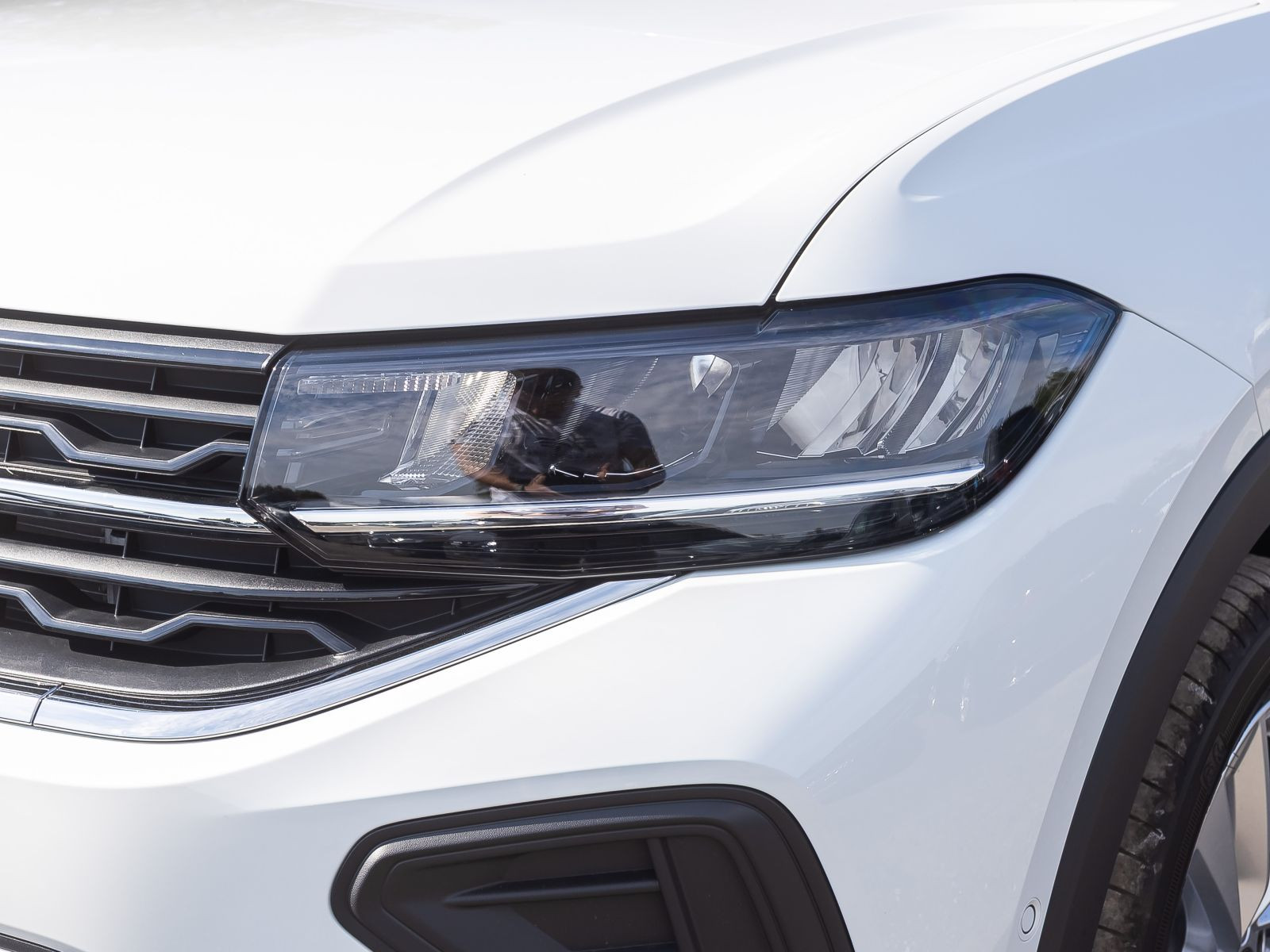 Volkswagen T-Cross 1.0 TSI Life LED ACC AHK EPH Sitzhzg