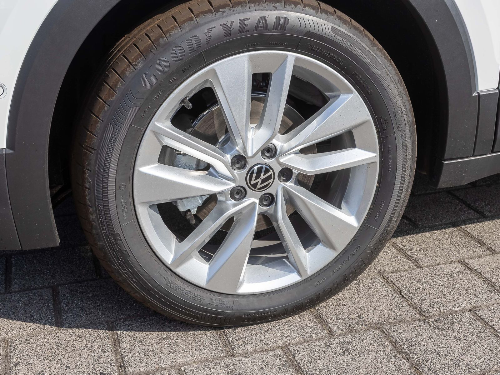 Volkswagen T-Cross 1.0 TSI Life LED ACC AHK EPH Sitzhzg