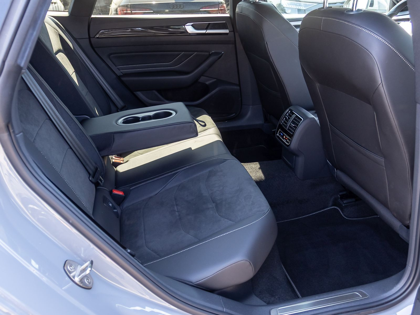 Volkswagen Arteon Shooting Brake 2.0 TDI Sport DSG LED AHK