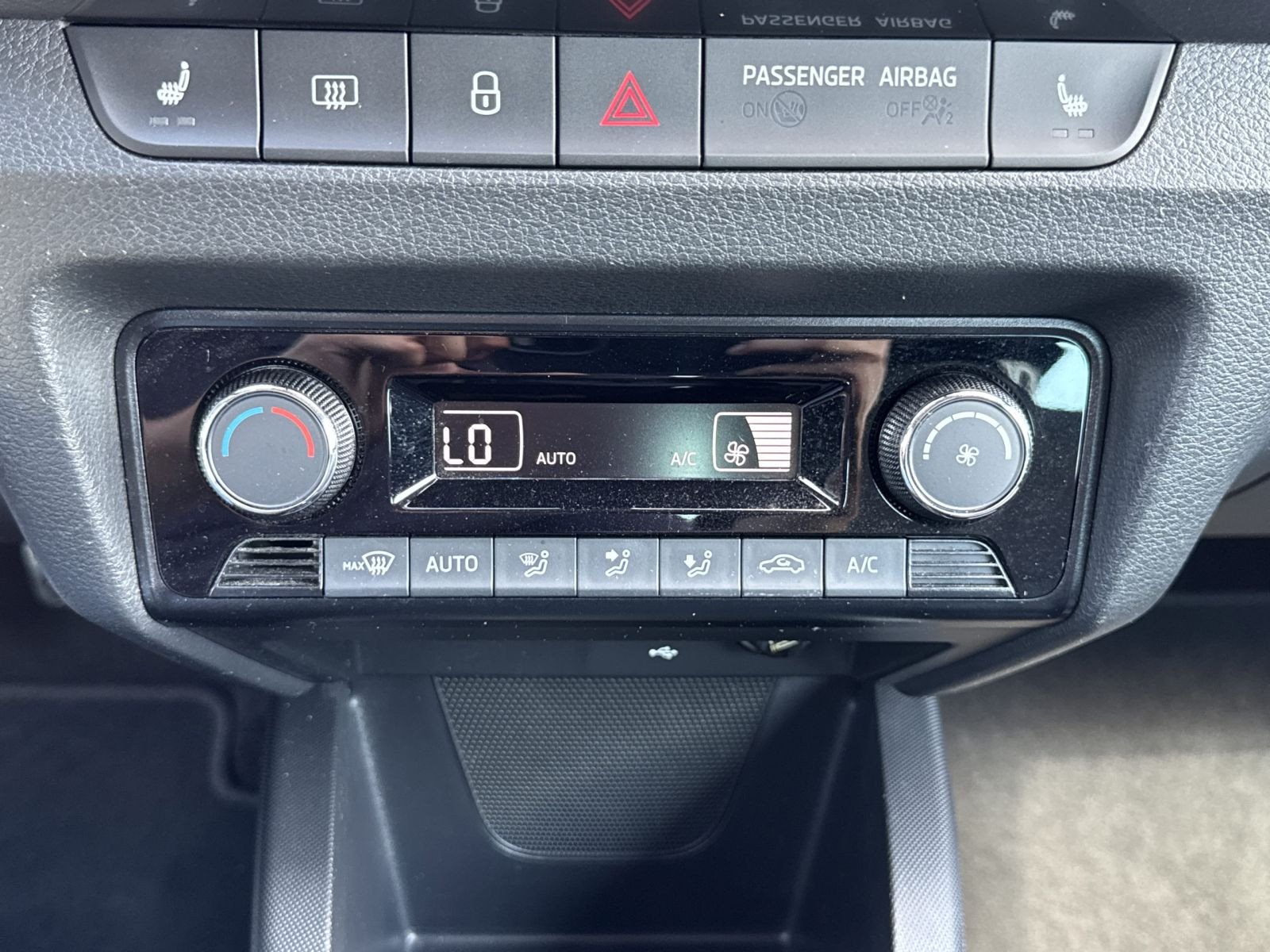 Skoda Fabia Clever 1.0 TSI ACC Carplay