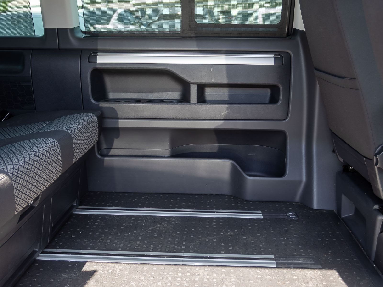 Volkswagen T6.1 Multivan Trendline 2.0TDI 4M DSG Navi LED Standhzg