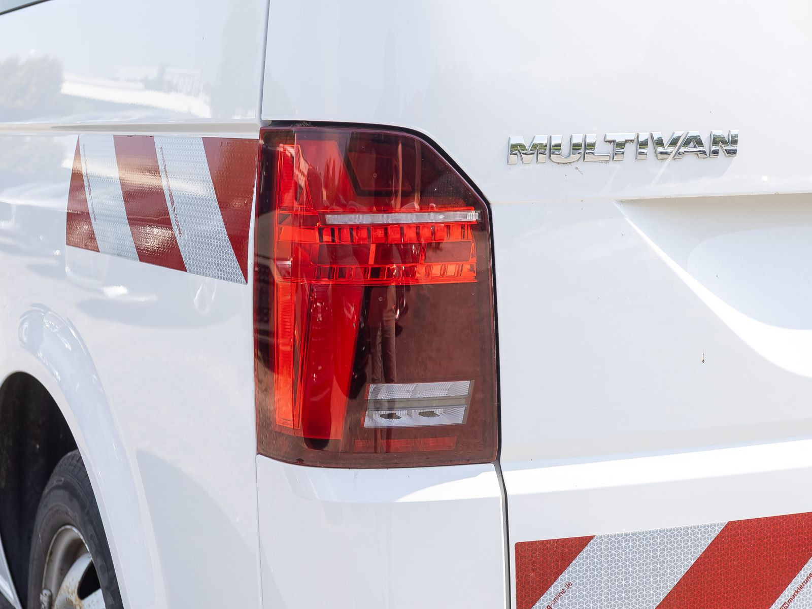 Volkswagen T6.1 Multivan Trendline 2.0TDI 4M DSG Navi LED Standhzg