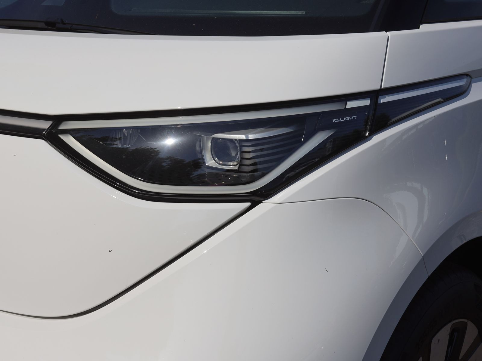 Volkswagen ID.Buzz Pro, LED-Matrix, Navi, Rückfahrkamera, Standklimatisierung, App-Connect