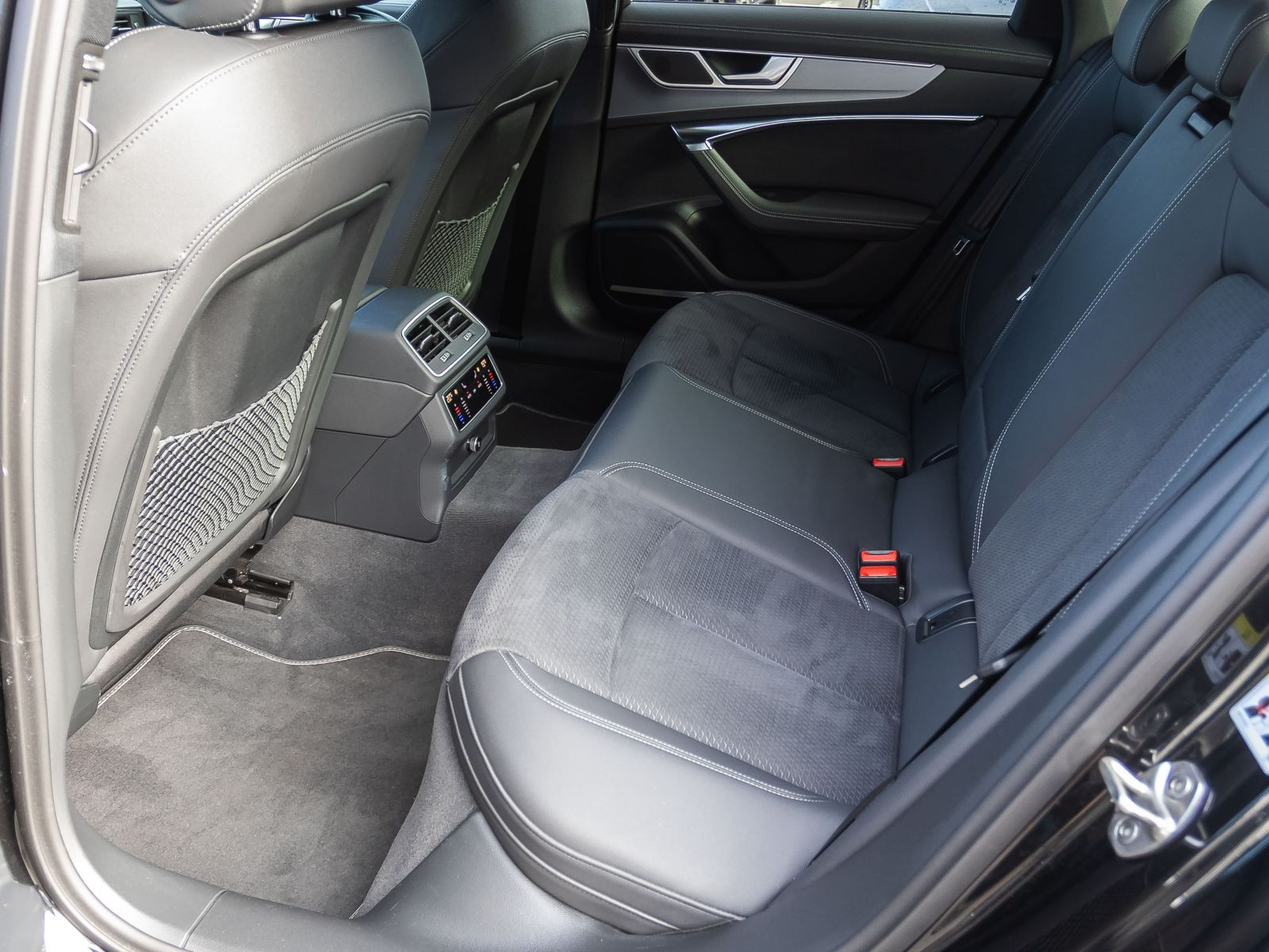 Audi A6 S line 50TFSIe Navi Matrix Standklima ACC EPH