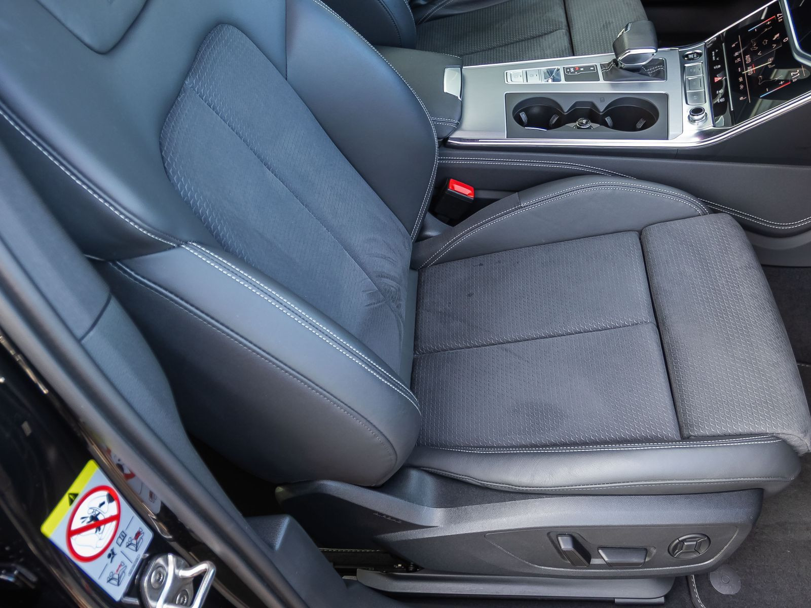 Audi A6 S line 50TFSIe Navi Matrix Standklima ACC EPH